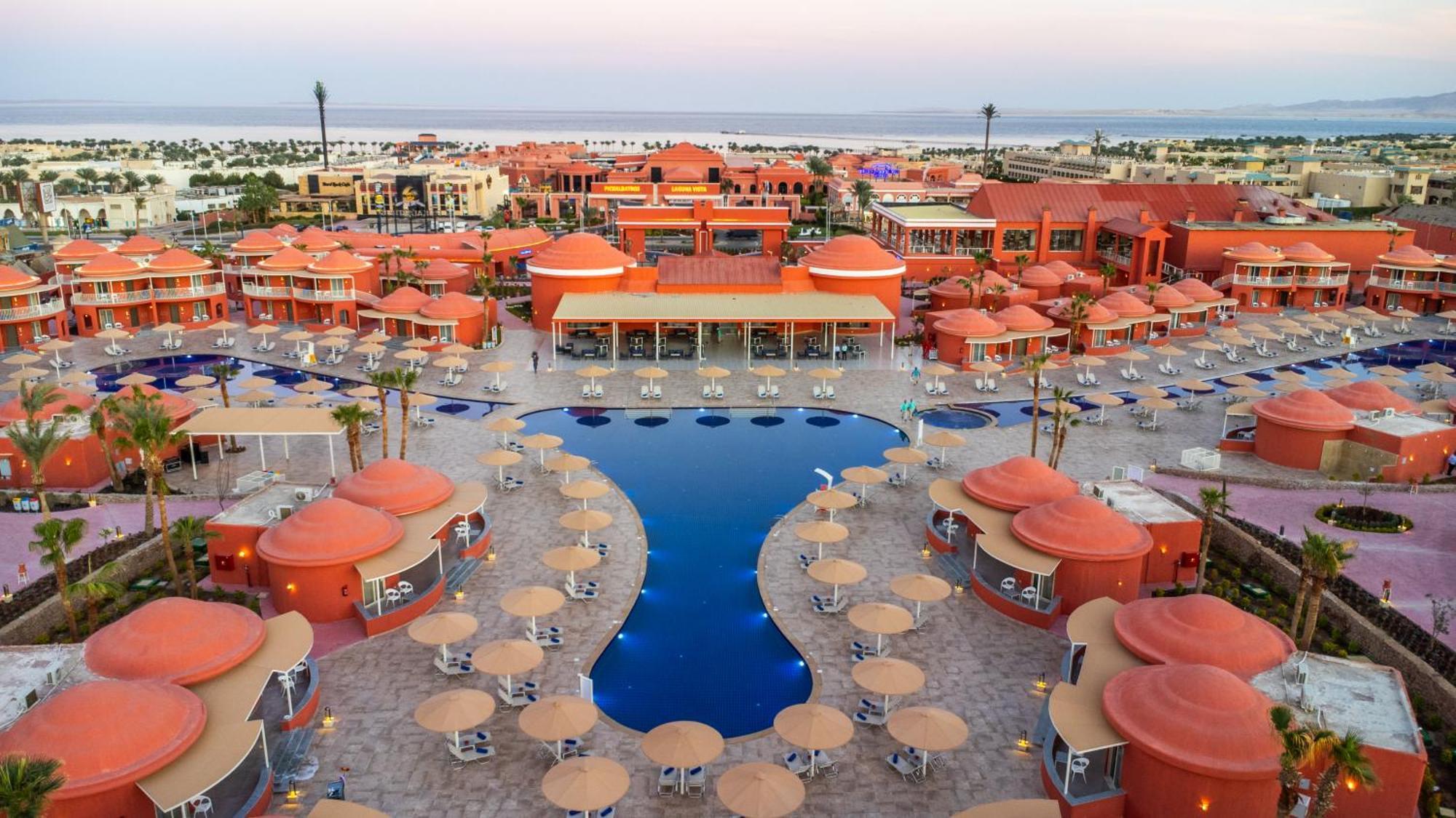 Pickalbatros Laguna Club Resort Sharm El Sheikh Extérieur photo The resort at sunset